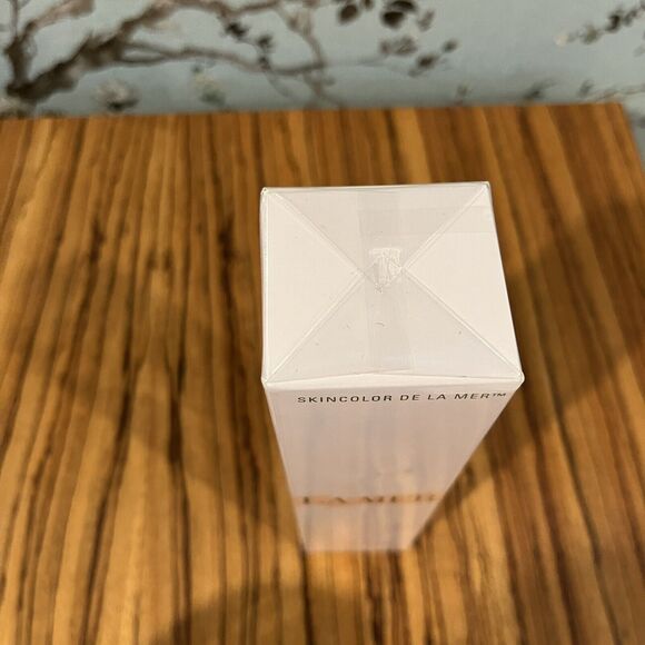 Skincolor De La Mer The Powder Brush - Picture 4 of 4